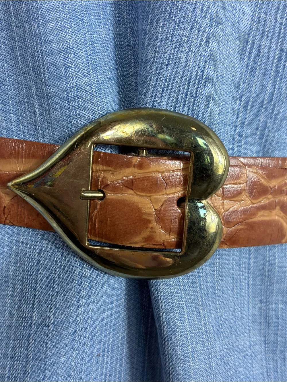 Womens belt heart buckle 35” long textured croc print faux leather brown tan